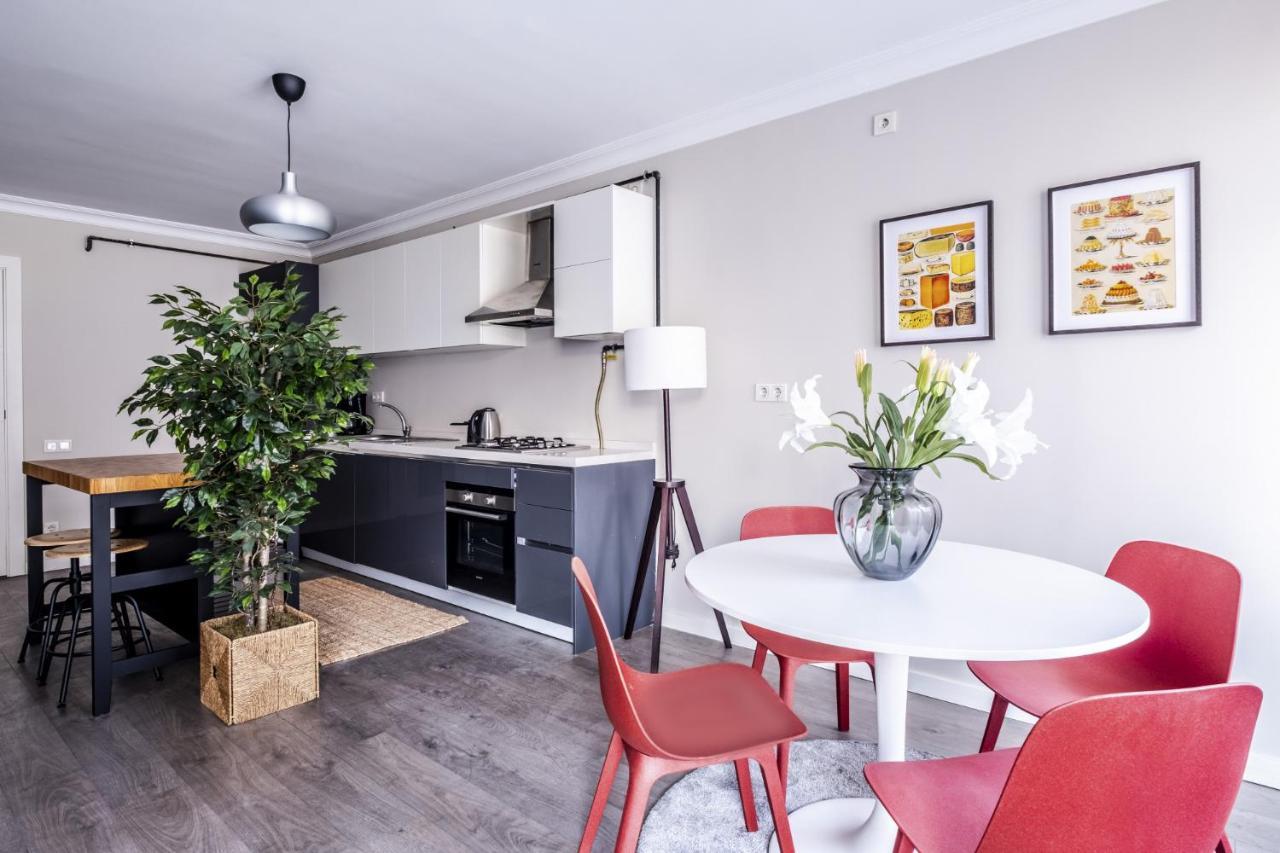 Central Flat With Sleek Interior In Sisli Истанбул Екстериор снимка